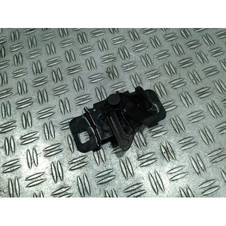 ZAMEK MASKI OPEL KARL 1.0 2015 965615316 