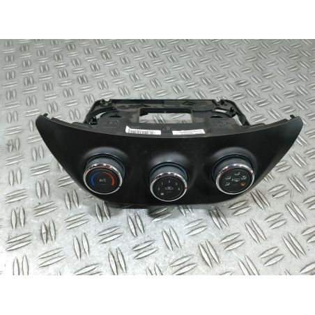 PANEL NAWIEWU OPEL KARL 1.0 2015 42401630 