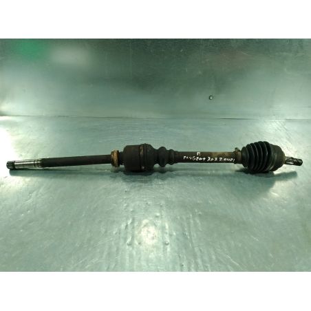 PÓŁOŚ PRAWA PRZÓD PEUGEOT 307 SW 2.0 HDI 2003 