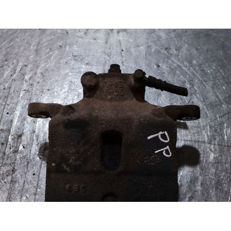 ZACISK HAMULCOWY PRAWY PRZÓD HYUNDAI I40 1.7 CRDI 2014 