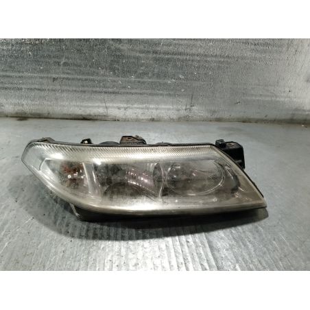 LAMPA PRAWA PRZÓD RENAULT LAGUNA II ( 02-07 ) 1.9 DCI 2003 8200002847 