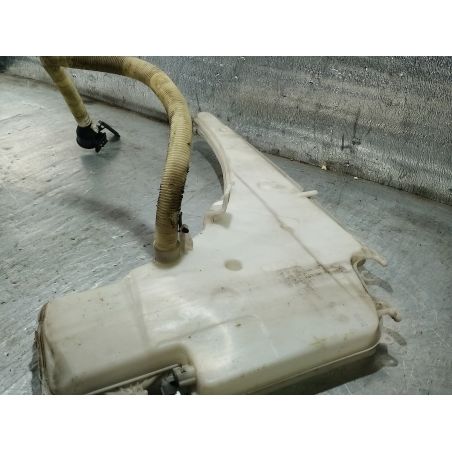 ZBIORNIK SPRYSKIWACZY BMW E90 318D 2.0D 2005 712423114 