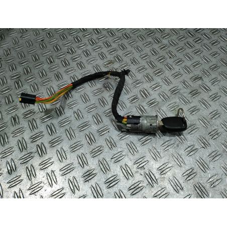 STACYJKA RENAULT THALIA ( 01-08 ) 1.4 8v 2003 