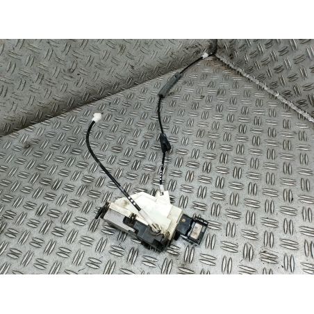 ZAMEK DRZWI PRAWY PRZÓD PEUGEOT 308 SW 1.6 hdi 2008 