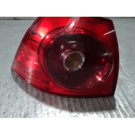LAMPA TYLNA LEWA VW GOLF V 1.6 B 2008 1K6945095G 