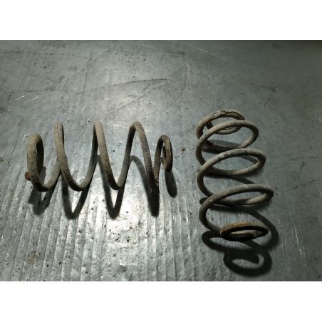 SPRĘŻYNY TYŁ NISSAN NOTE ( 05-12 ) 1.4 16V 2007 