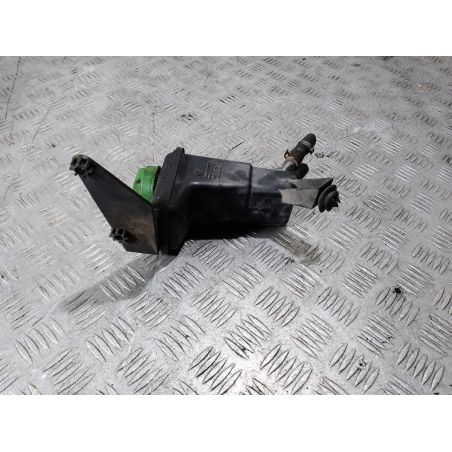 ZBIORNICZEK PŁYNU WSPOMAGANIA VW PASSAT B5 1.9 TDI 1999 3B0422371 