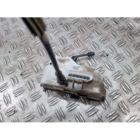 ZAMEK DRZWI PRAWY TYŁ CITROEN C3 1.4  2003 