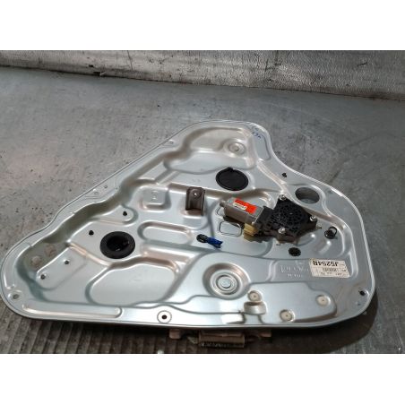 PODNOŚNIK SZYBY PRAWY TYŁ HYUNDAI I30 I 1.6 CRDI 2007 