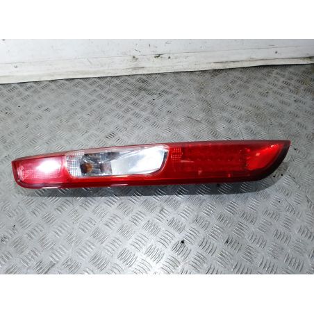LAMPA TYLNA LEWA FORD FOCUS II 1.8 TDCI 2005 