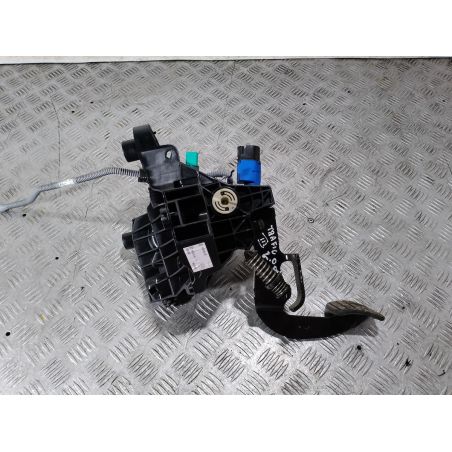 PEDAŁ SPRZĘGŁA RENAULT TRAFIC III 2.0 DCI 2020 465039413R 
