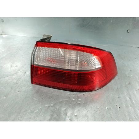 LAMPA TYLNA PRAWA RENAULT LAGUNA II ( 02-07 ) 1.8 16V 2003 8200002474 