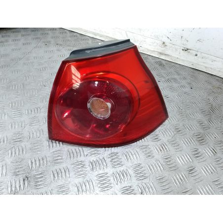 LAMPA TYLNA PRAWA VW GOLF V 1.9 TDI 2003 1K6945112C 1K6945096J 