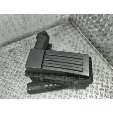 OBUDOWA FILTRA POWIETRZA VW PASSAT B6 1.9 TDI 2005 3C0129607 3C0129601 