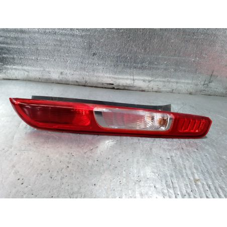 LAMPA TYLNA PRAWA FORD FOCUS II 2005 4M51-13404-A 