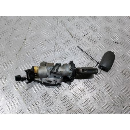 STACYJKA VOLVO V40 1.9 DCI 2002 