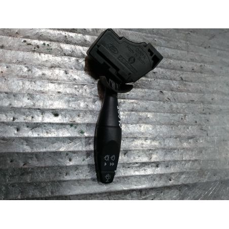 PRZEŁĄCZNIK MANETKA WYCIERACZEK FORD FIESTA MK6 2004 