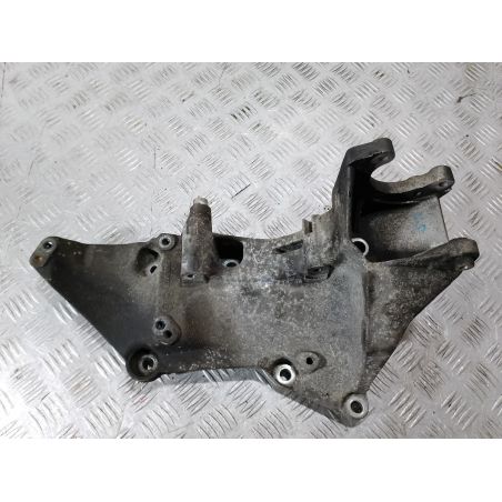 ŁAPA ALTERNATORA VOLVO V40 1.9 DCI 2002 8200183234 