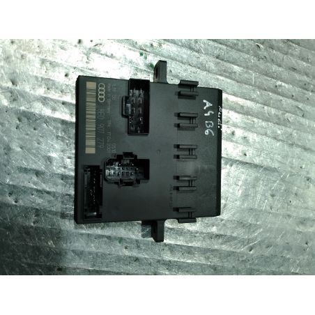 MODUŁ ŚWIATEŁ AUDI A4 B6 2.0 FSI 2002 8E0907279 