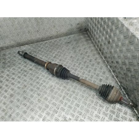 PÓŁOŚ PRAWA PRZÓD RENAULT MODUS 1.6 16V 2004 