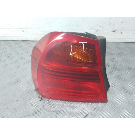 LAMPA TYLNA LEWA BMW E90 2.0 B 2008 6937457 