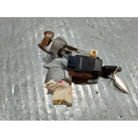 STACYJKA TOYOTA YARIS II ( 06-11 ) 1.4 D4D 2007 N0502241/256B  