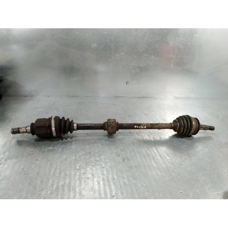 PÓŁOŚ PRAWA PRZÓD TOYOTA YARIS II ( 06-11 ) 1.4 D4D 2007 