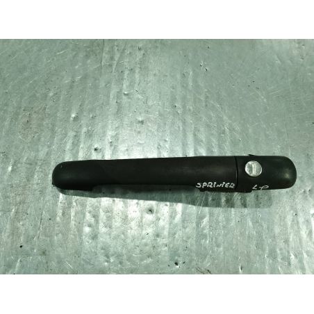 KLAMKA LEWY PRZÓD MERCEDES-BENZ SPRINTER I 2.2 CDI 2004 