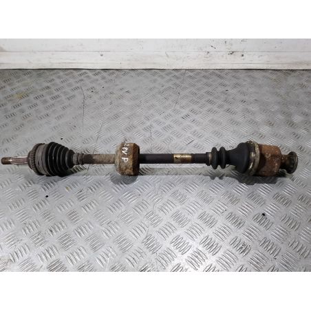 PÓŁOŚ PRAWA PRZÓD RENAULT CLIO II LIFT 1.2 8V 2004 8200240430 