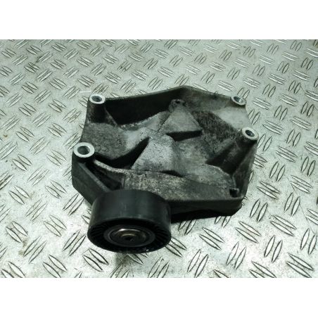 ŁAPA ALTERNATORA OPEL VECTRA C 1.9 CDTI 2005 55167675 