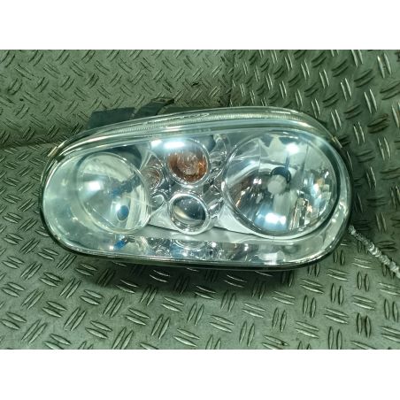 LAMPA LEWA PRZÓD VW GOLF IV 1.6  2000 