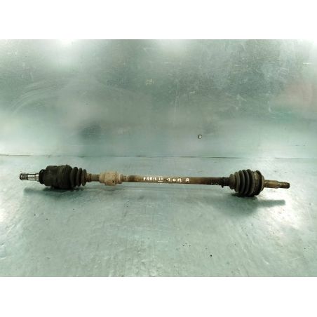 PÓŁOŚ PRAWA PRZÓD TOYOTA YARIS II ( 06-11 ) 1.0 2007 