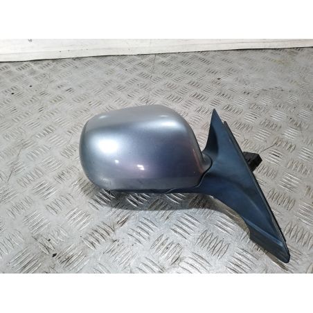 LUSTERKO PRAWE AUDI A4 B5 1.9 TDI 1998 