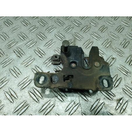 ZAMEK MASKI AUDI A3 1.6 1998 8L0826509B 