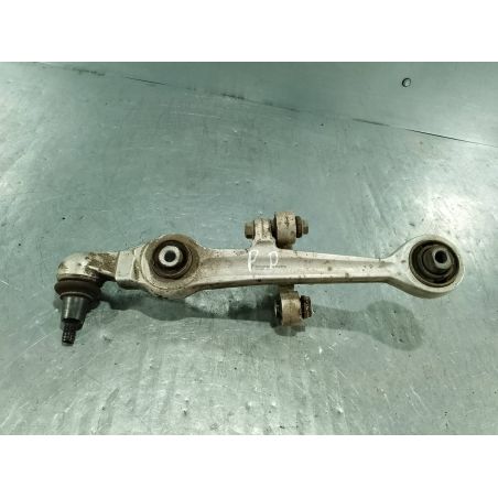 WAHACZ PRZÓD DOLNY PROSTY PRAWY AUDI A6 C5 2.4 V6 30V 1998 