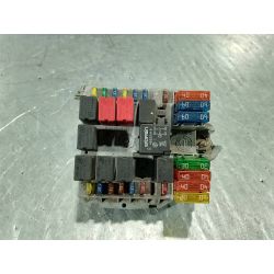 SKRZYNKA BEZPIECZNIKÓW LANCIA THESIS 2.4 JTD200360679253                                            