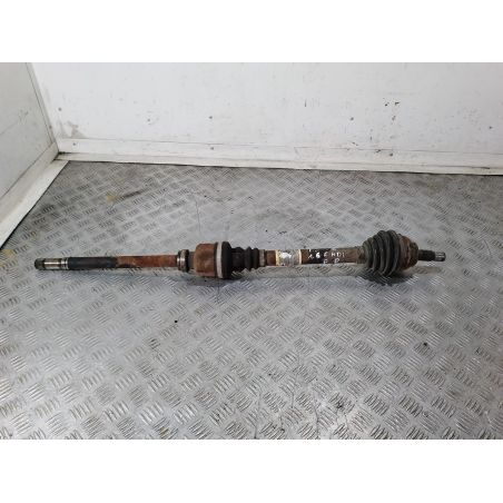 PÓŁOŚ PRAWA PRZÓD PEUGEOT 3008 1.6 EHDI 2014 