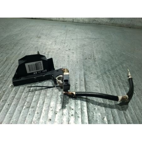 KLEMA MINUS AUDI A4 B8 2.0 TDI 2009 8K0915181E 