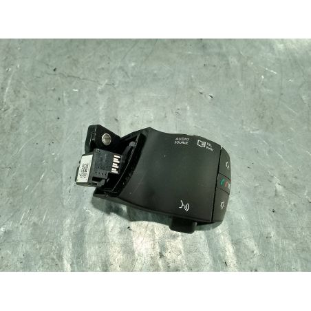 WŁĄCZNIK MANETKA KIEROWNICY RADIA RENAULT FLUENCE 1.5 DCI 2011 EN25550 JY01B 