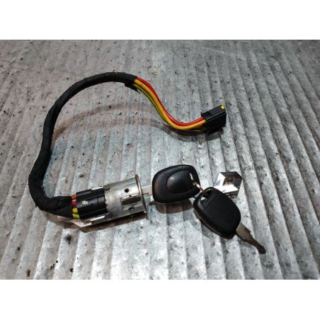 STACYJKA RENAULT THALIA ( 01-08 ) 1.4 8v 2004 