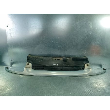 ATRAPA GRILL GRIL RENAULT CLIO II ( 98-10 ) 1.4 8V 2000 7700846870  7700415849 