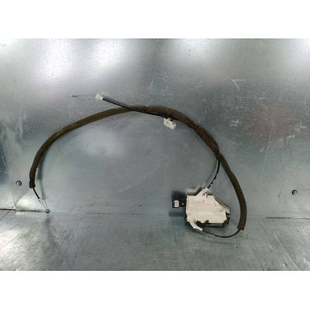 ZAMEK DRZWI PRZESUWNYCH LEWYCH PEUGEOT PARTNER 2008- 1.6 EHDI 2010 828421 