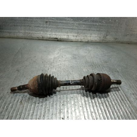 PÓŁOŚ LEWA PRZÓD OPEL ZAFIRA B 1.7 CDTI 2007 