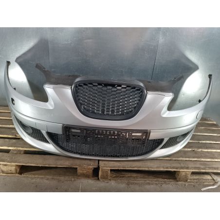 ZDERZAK PRZÓD SEAT ALTEA 1.6 2005 