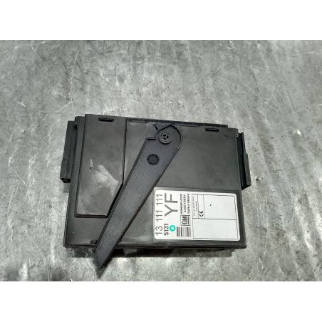 MODUŁ KOMFORTU OPEL CORSA C 1.0 2006 13111111YF 