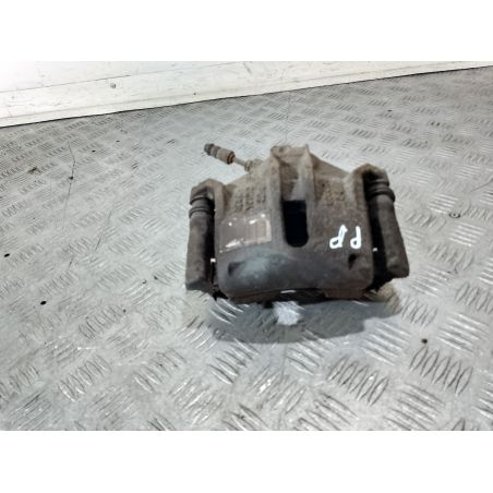 ZACISK HAMULCOWY PRAWY PRZÓD PEUGEOT 207 1.6 EHDI 2011 