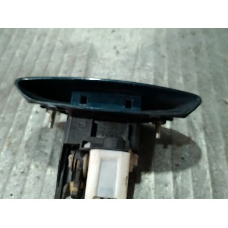 KLAMKA BAGAŻNIKA RENAULT SCENIC I ( 98-03 ) 1.6 16V 2001 7700435694 