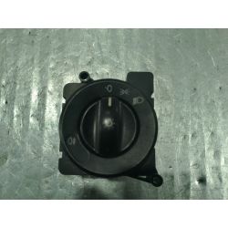 WŁĄCZNIK ŚWIATEŁ MERCEDES-BENZ SPRINTER W906 2.2 CDI2006A9065450104                                            
