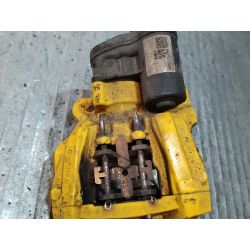 ZACISK HAMULCOWY LEWY TYŁ ALFA ROMEO STELVIO 2.9 V62018                                            