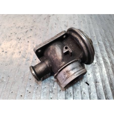 ZAWÓR EGR BMW E39 2.5 D 2000 72826400 